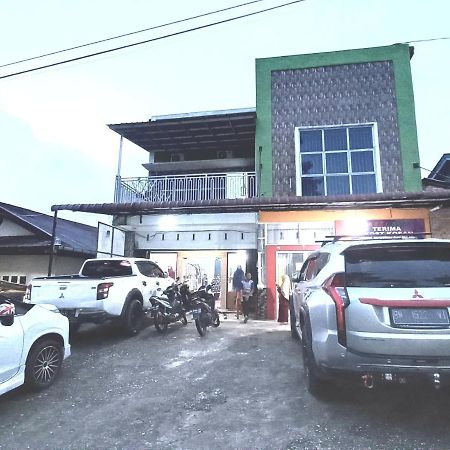 Oyo 93206 Penginapan Budi Syariah Otel Pekanbaru Dış mekan fotoğraf